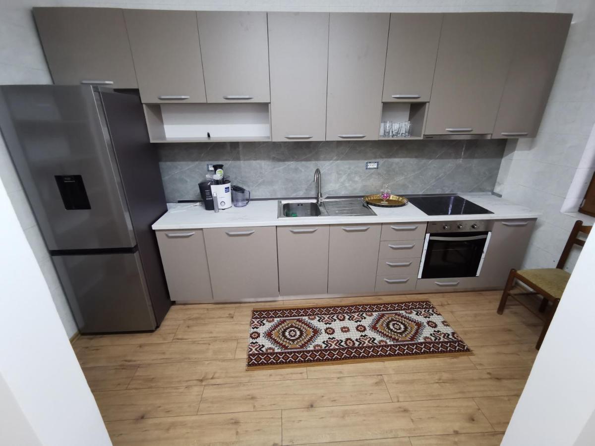 Bujtina Valgent Bed & Breakfast Berat Exterior foto