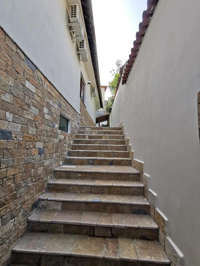 Bujtina Valgent Bed & Breakfast Berat Exterior foto